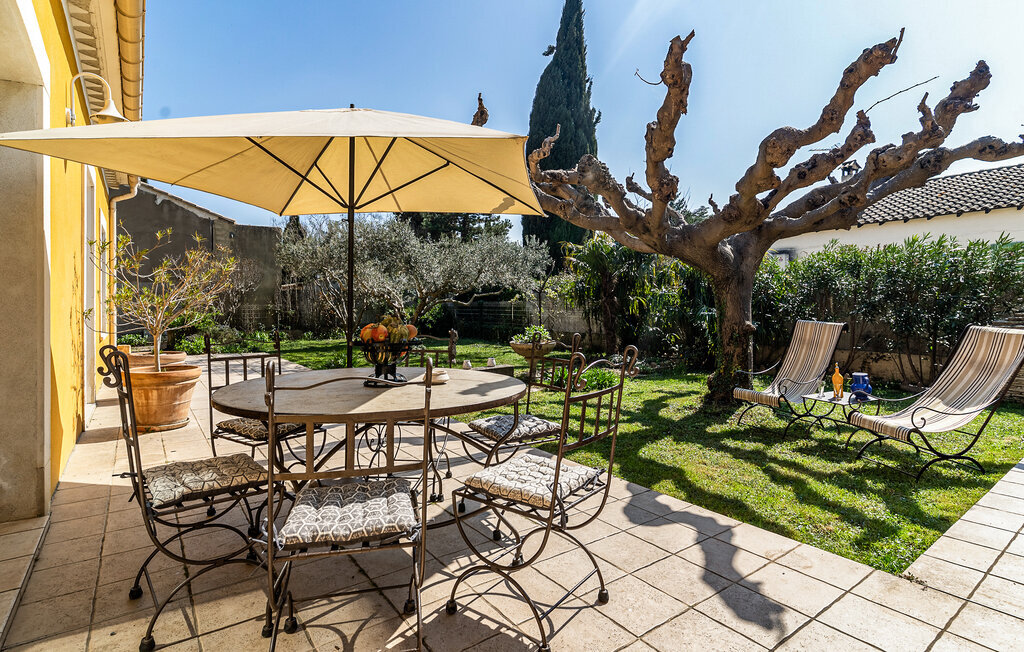 Maison provençale 95 m² avec terrasse et jardin à Noves - Photo 2