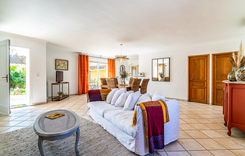 Maison provençale 95 m² avec terrasse et jardin à Noves - Photo 5