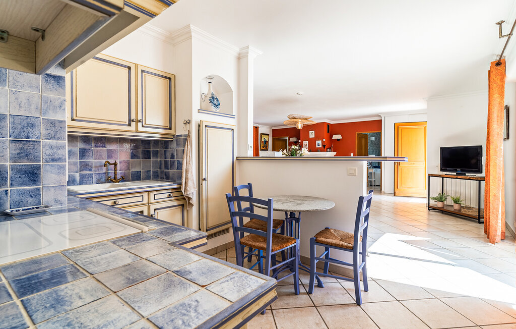 Maison provençale 95 m² avec terrasse et jardin à Noves - Photo 8