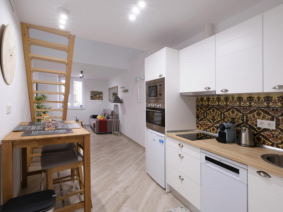 Duplex artistique avec terrasse au cœur de Málaga - Photo 7
