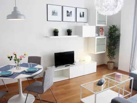 Appartement moderne 1 chambre avec piscine, parking et Wi-Fi au centre de Málaga - Photo 4