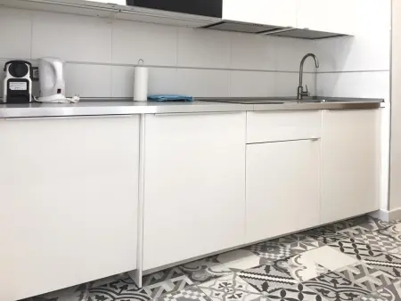Appartement moderne 1 chambre avec piscine, parking et Wi-Fi au centre de Málaga - Photo 9