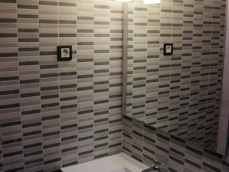 Appartement moderne 1 chambre avec piscine, parking et Wi-Fi au centre de Málaga - Photo 18