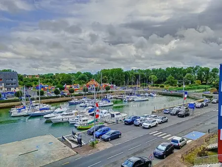 Location appartement à Courseulles sur Mer, Studio lumineux avec vue sur port, parking et wifi