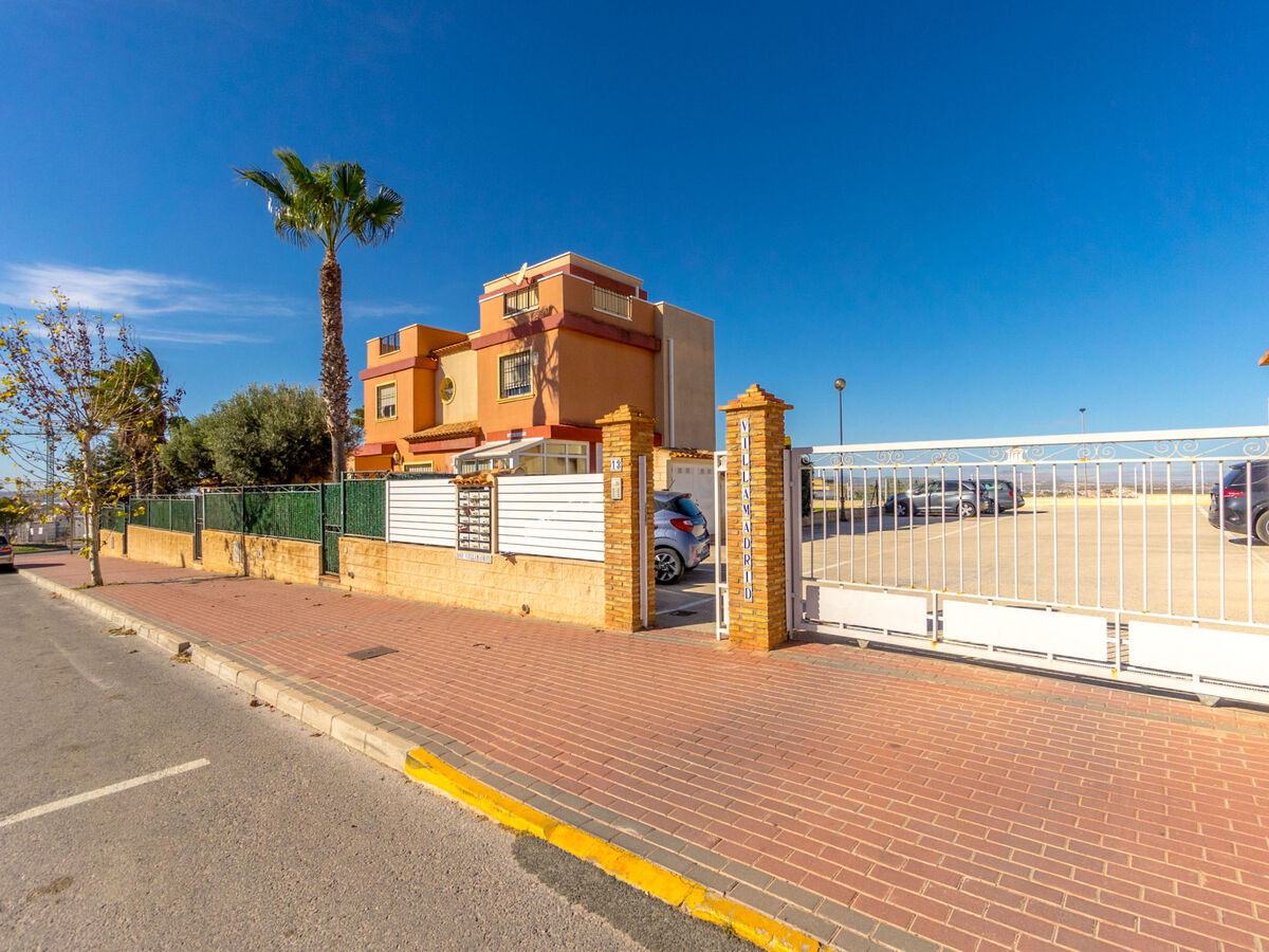 Villa Madrid - Maison jumelée à 2 km de la plage - Photo 37