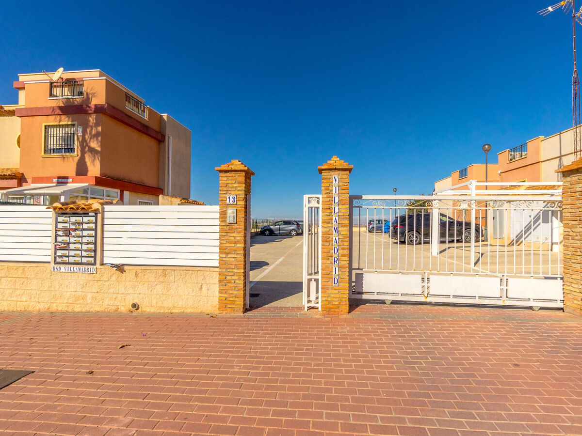 Villa Madrid - Maison jumelée à 2 km de la plage - Photo 38