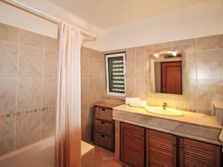 Maison Romanzeira avec piscine à Moncarapacho – 4 chambres : photo 8