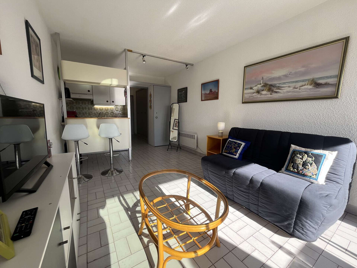 Studio Cap d'Agde, parking et piscine, vue port - Photo 6