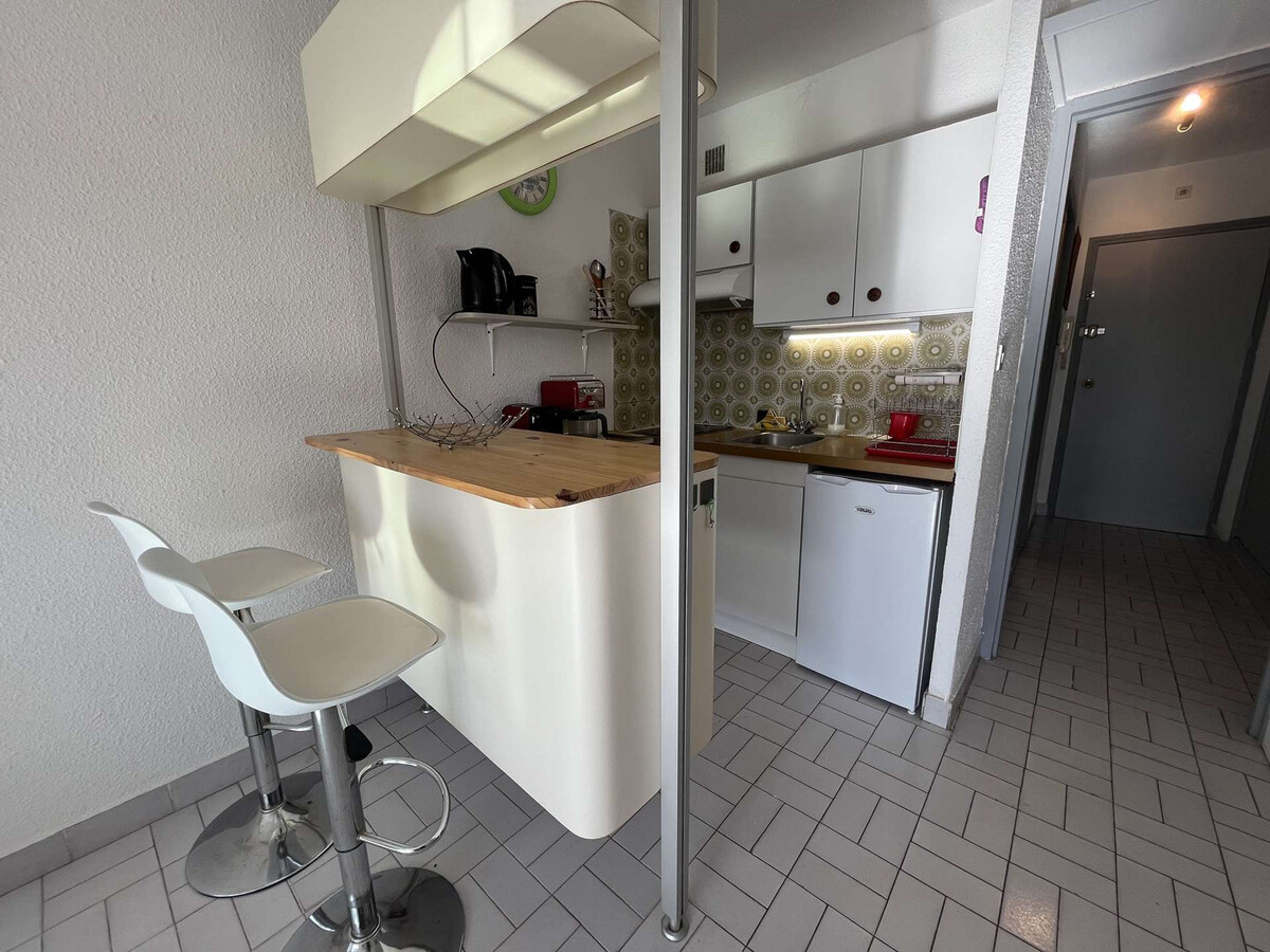 Studio Cap d'Agde, parking et piscine, vue port - Photo 10