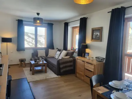 Location appartement à Valmorel, Appartement neuf 3 pièces, vue piste, parking couvert