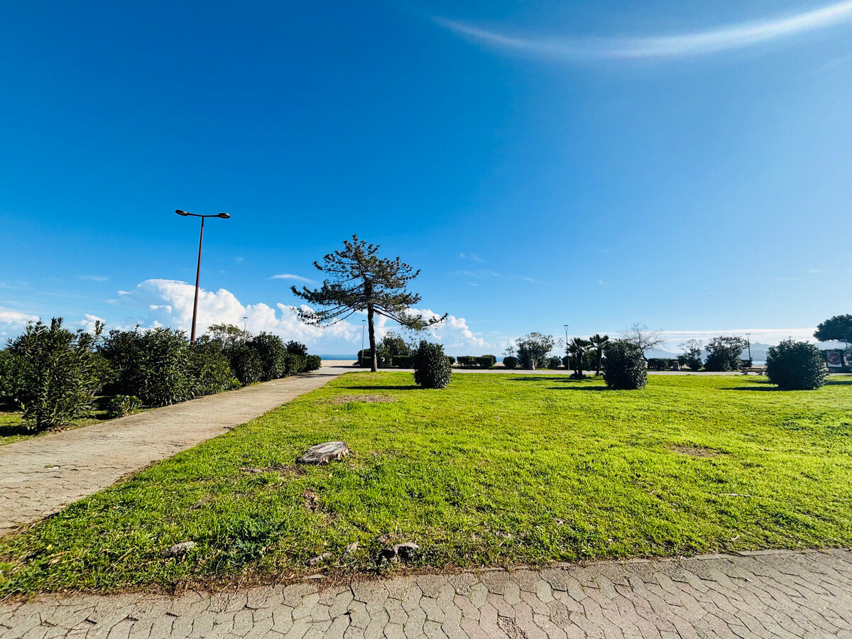 Appartement T2 rénové face à la plage avec WIFI à Argelès-sur-Mer - Photo 2