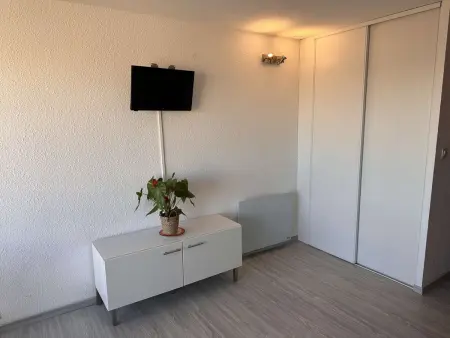 Studio cabine rénové 4 pers, piscine au Grau-du-Roi : photo 7