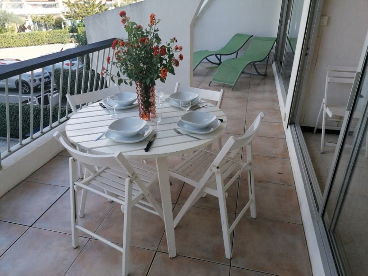 Appartement 2 pièces climatisé face mer à Port Camargue - Photo 2