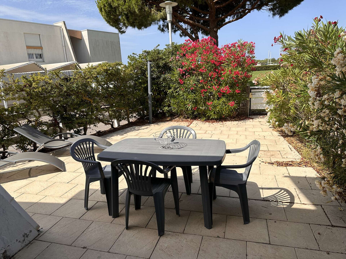 Appart 3 pièces, jardin 48m² sud à Port Camargue - Photo 1