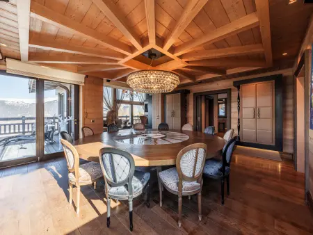 Chalet 7 chambres Courchevel : piscine, spa et services inclus - Photo 4