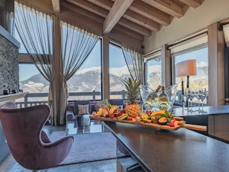 Chalet 7 chambres Courchevel : piscine, spa et services inclus - Photo 9