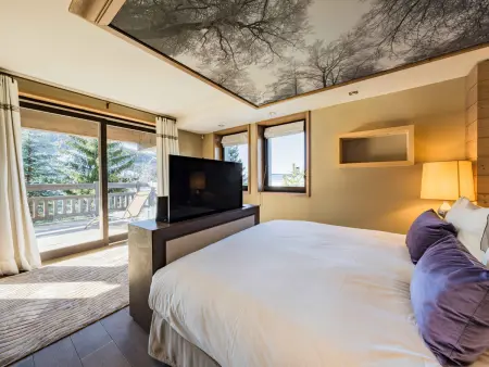 Chalet 7 chambres Courchevel : piscine, spa et services inclus - Photo 17