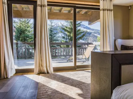 Chalet 7 chambres Courchevel : piscine, spa et services inclus - Photo 18