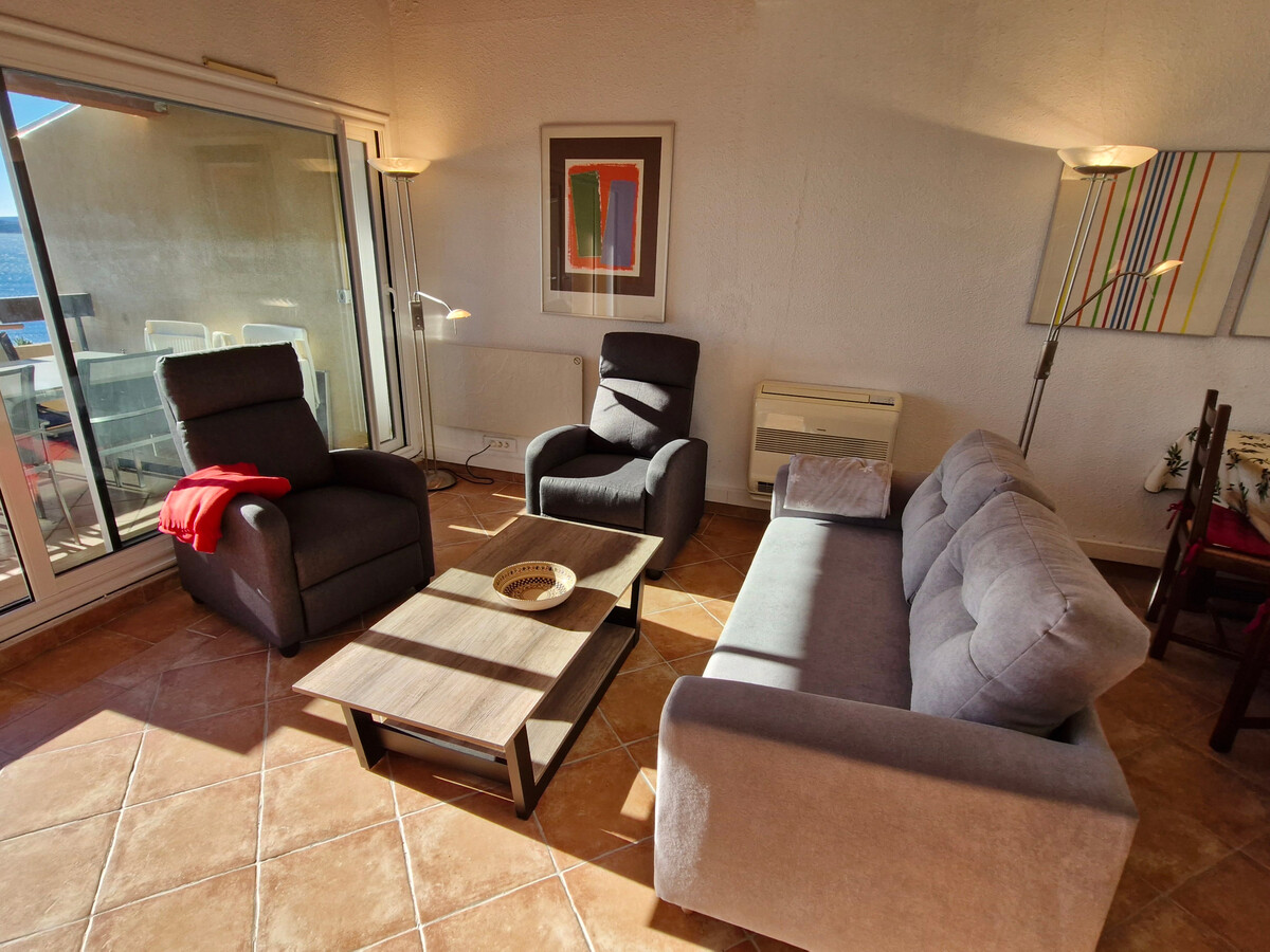 Appartement 2 pièces climatisé, terrasse vue golfe à Ste-Maxime - Photo 6