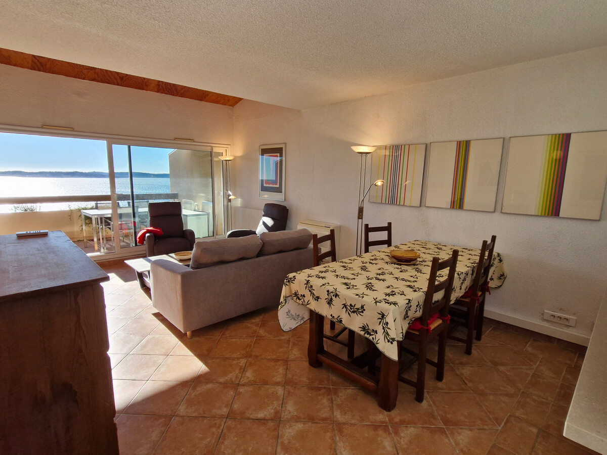 Appartement 2 pièces climatisé, terrasse vue golfe à Ste-Maxime - Photo 10