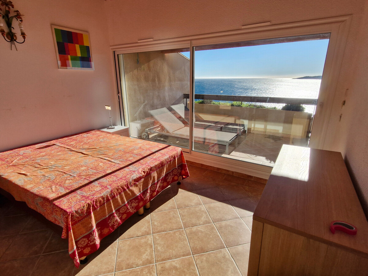 Appartement 2 pièces climatisé, terrasse vue golfe à Ste-Maxime - Photo 15