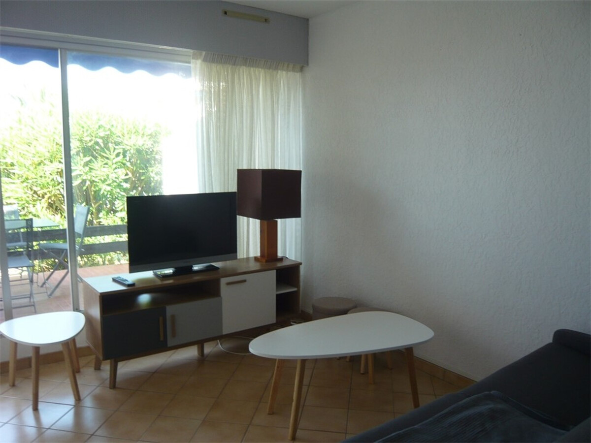 Studio cabine 31 m² avec terrasse sud et parking Port Camargue - Photo 4