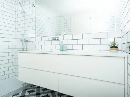 Appartement 2 chambres rénové avec climatisation à Porto : photo 17