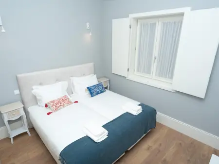 Appartement 2 chambres rénové avec climatisation à Porto : photo 25