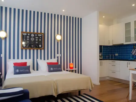 Studio Deluxe Porto Náutico Spa, piscine toit-terrasse : photo 6