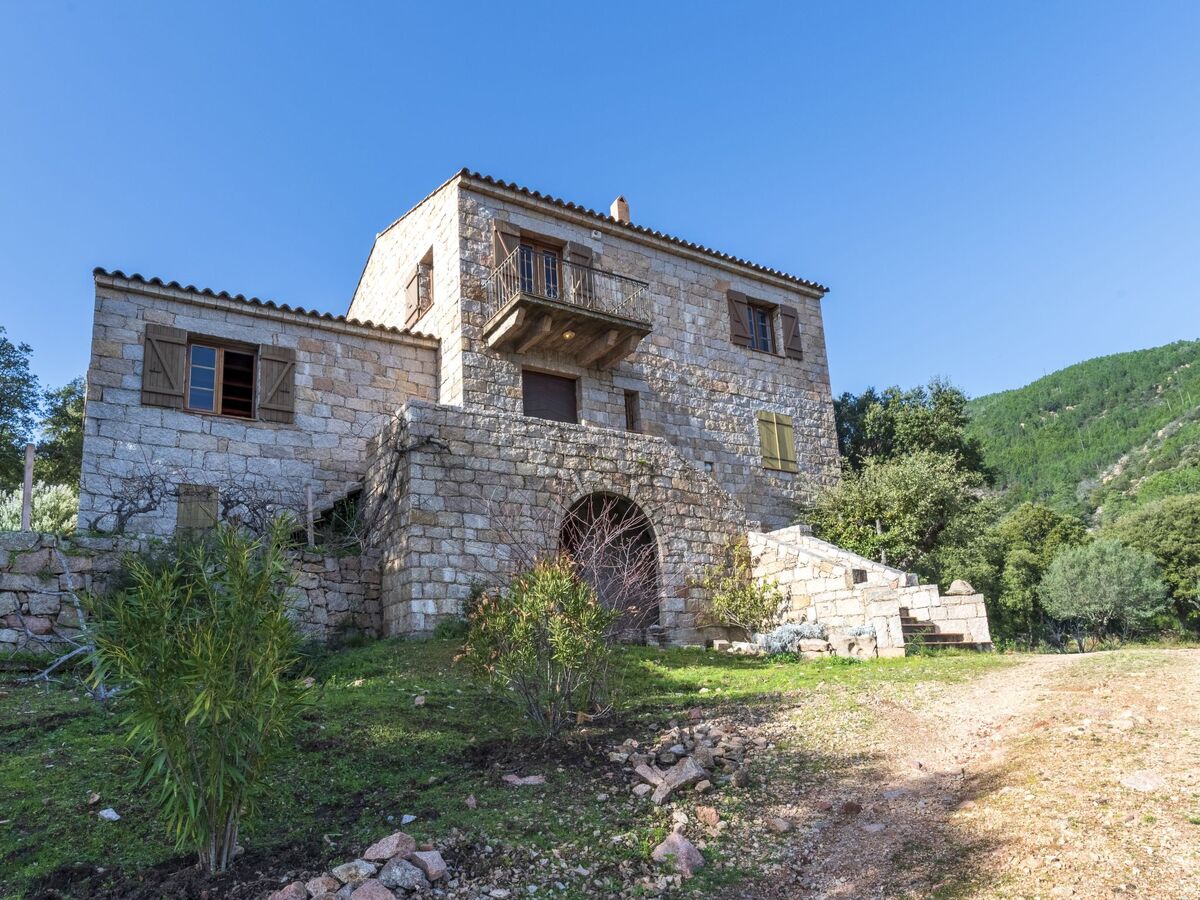 Casa Gialla, gîte 5 chambres avec vue mer à Porto Vecchio - Photo 2
