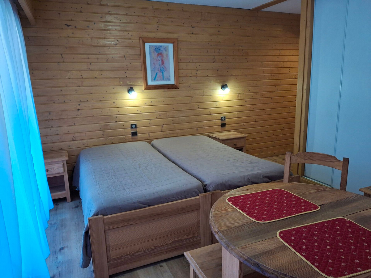 Studio 30m² centre Brides-les-Bains, parking et WiFi - Photo 4