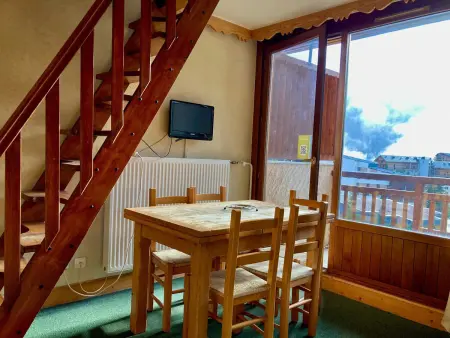Duplex sous les toits, pied des pistes, animaux admis : photo 4