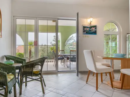 Maison Alma à Karlobag, 80 m de la plage : photo 3