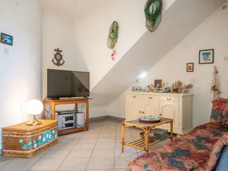 Maison Alma à Karlobag, 80 m de la plage : photo 9