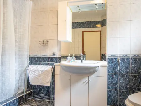 Maison Alma à Karlobag, 80 m de la plage : photo 12