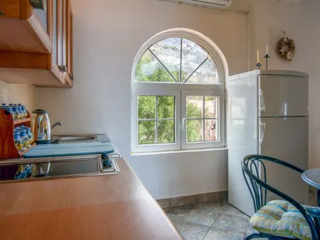 Maison Alma à Karlobag, 80 m de la plage : photo 25