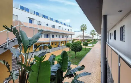 Grand appartement familial avec piscine et terrasse à Chipiona : photo 13