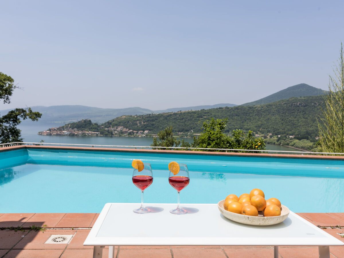 Villa Miralago avec piscine et vue lac à Trevignano - Photo 31