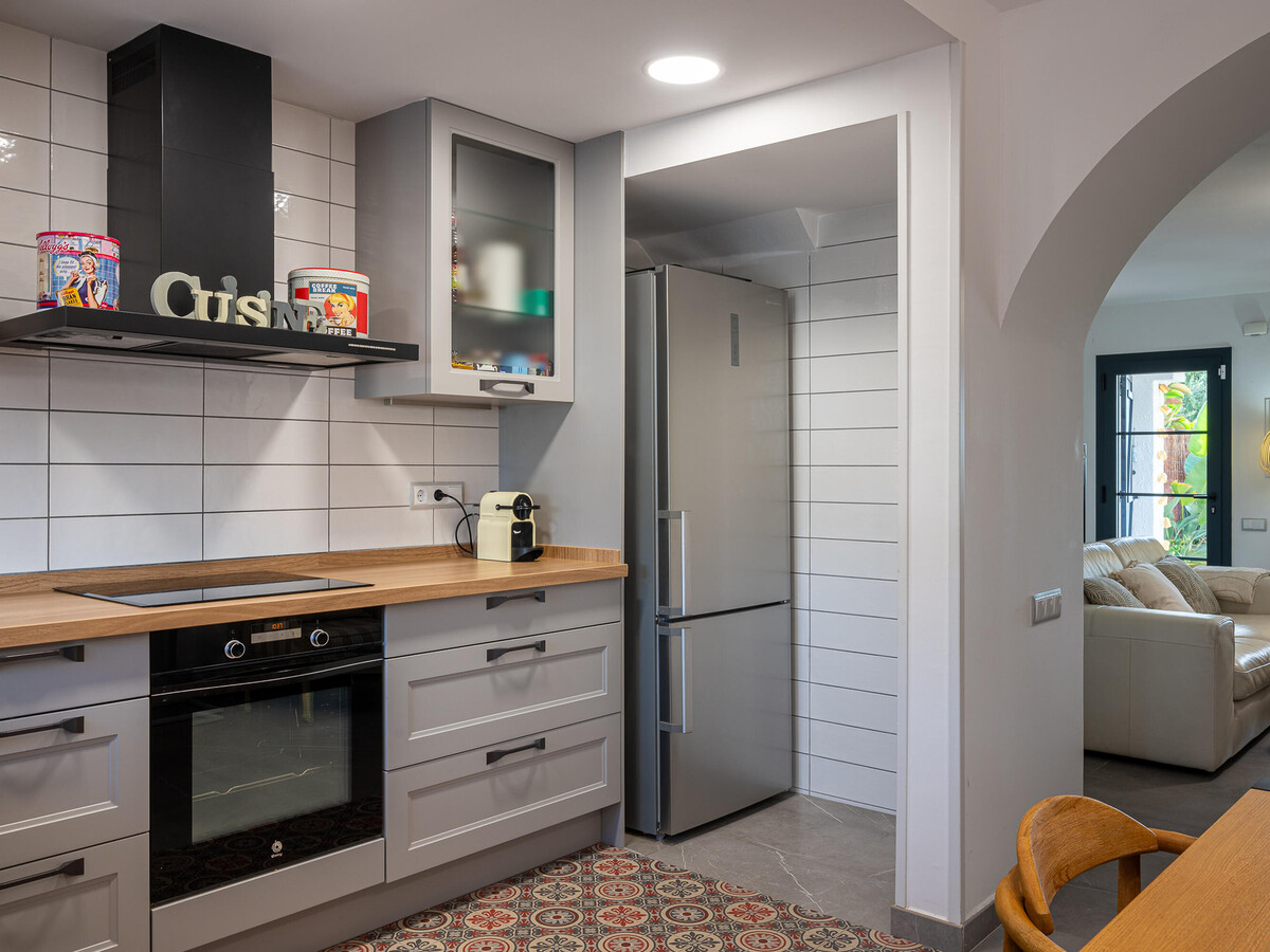 Maison 3 étages vue mer à Creixell avec terrasse - Photo 14
