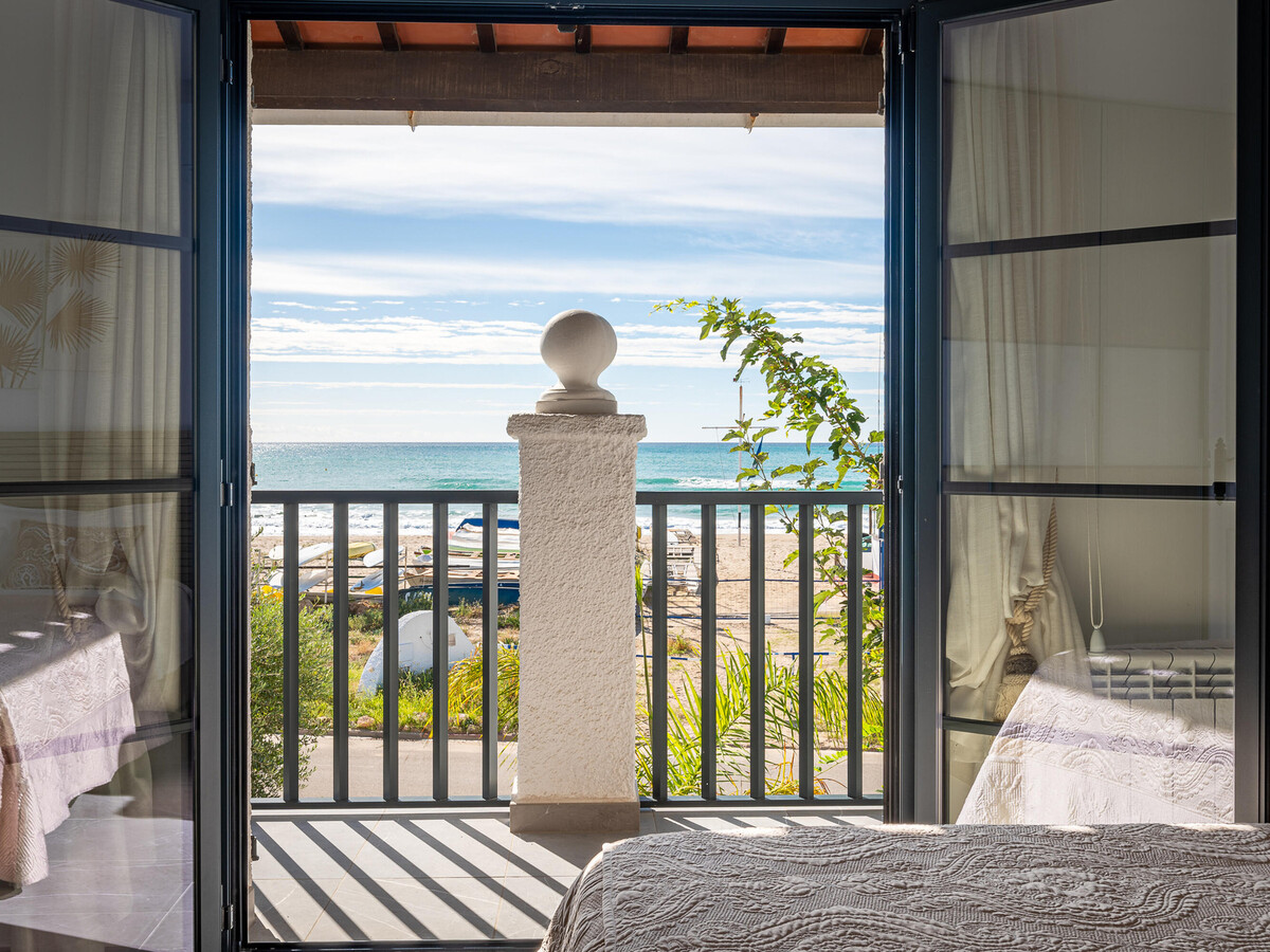Maison 3 étages vue mer à Creixell avec terrasse - Photo 18