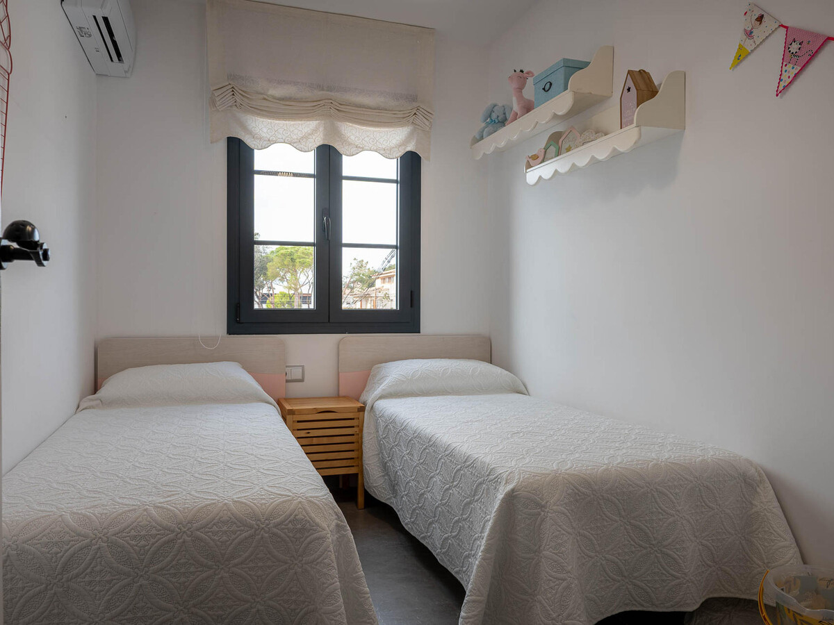Maison 3 étages vue mer à Creixell avec terrasse - Photo 21
