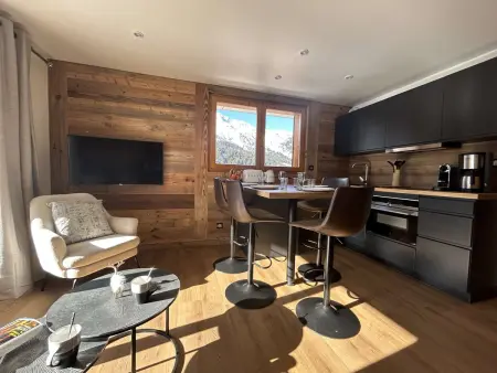 Appartement contemporain proche des pistes à Méribel, balcon Sud : photo 2
