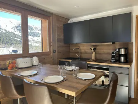Appartement contemporain proche des pistes à Méribel, balcon Sud : photo 13