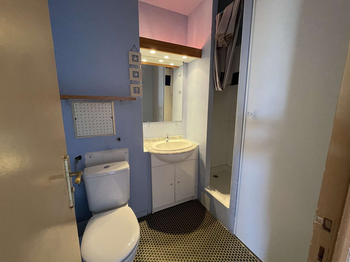 P2 avec loggia 15m² vue mer et piscine à Port Camargue - Photo 12