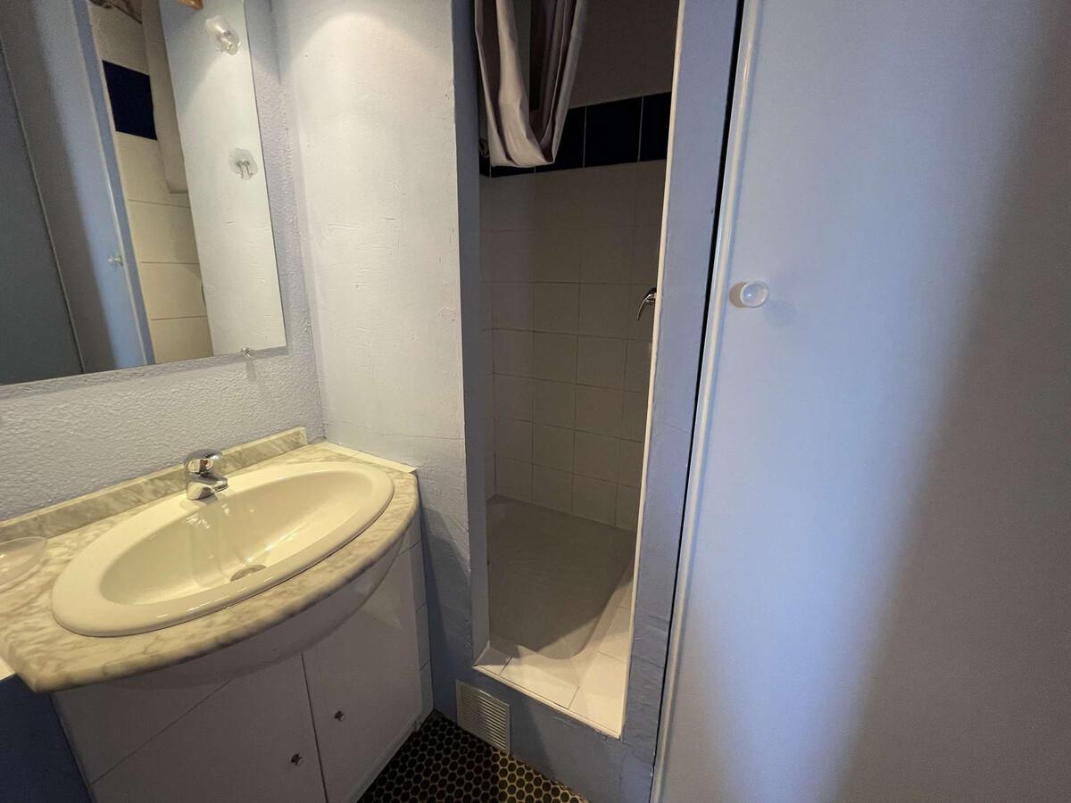 P2 avec loggia 15m² vue mer et piscine à Port Camargue - Photo 13