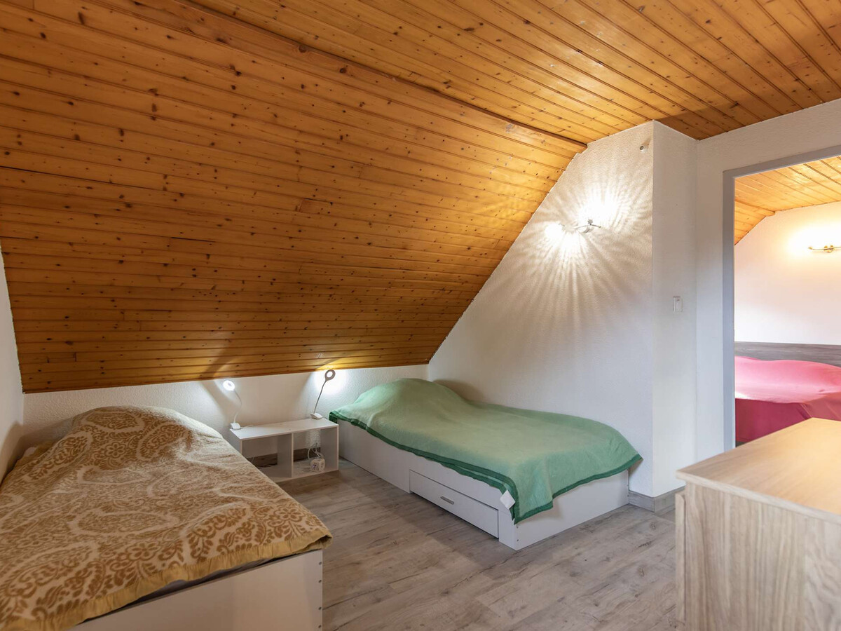 Chalet 65 m² Cauterets, 8 pers, parking et jardin - Photo 8
