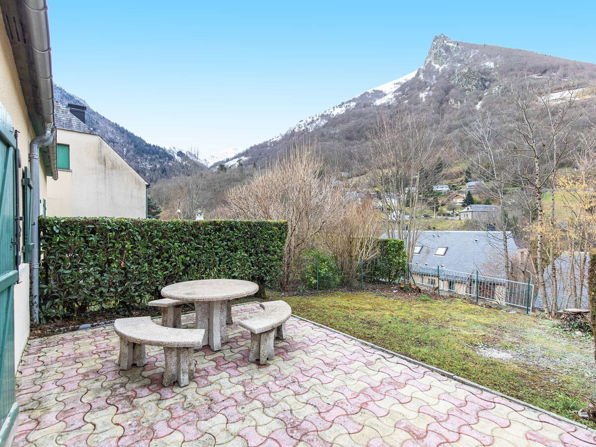 Chalet 65 m² Cauterets, 8 pers, parking et jardin - Photo 11