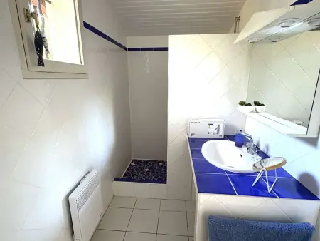 Villa familiale avec jardin clos de 1 000 m² à Piraillan, Lège-Cap-Ferret : photo 13