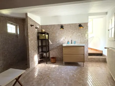 Villa familiale avec jardin clos de 1 000 m² à Piraillan, Lège-Cap-Ferret : photo 15