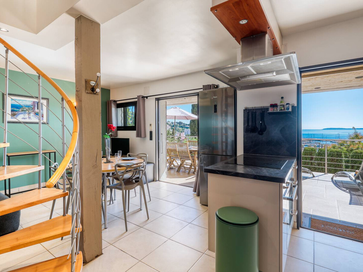 Villa climatisée vue mer et port au Lavandou, 200m plage - Photo 6